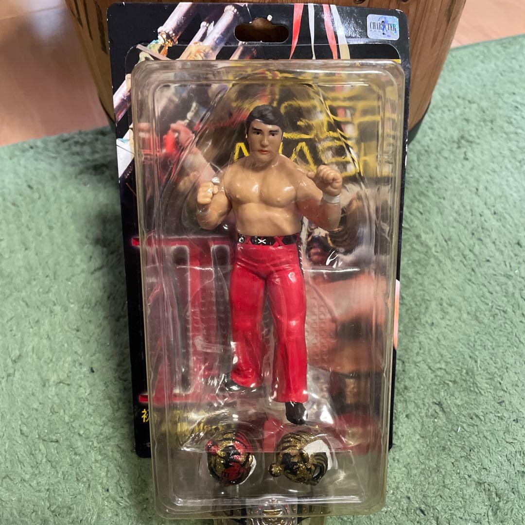 初代タイガーマスクIIIマスクフィギュア 赤色パンツ マスク付き　WWF 初代タイガーマスクIIIマスクフィギュア 赤色パンツ マスク付き WWF
