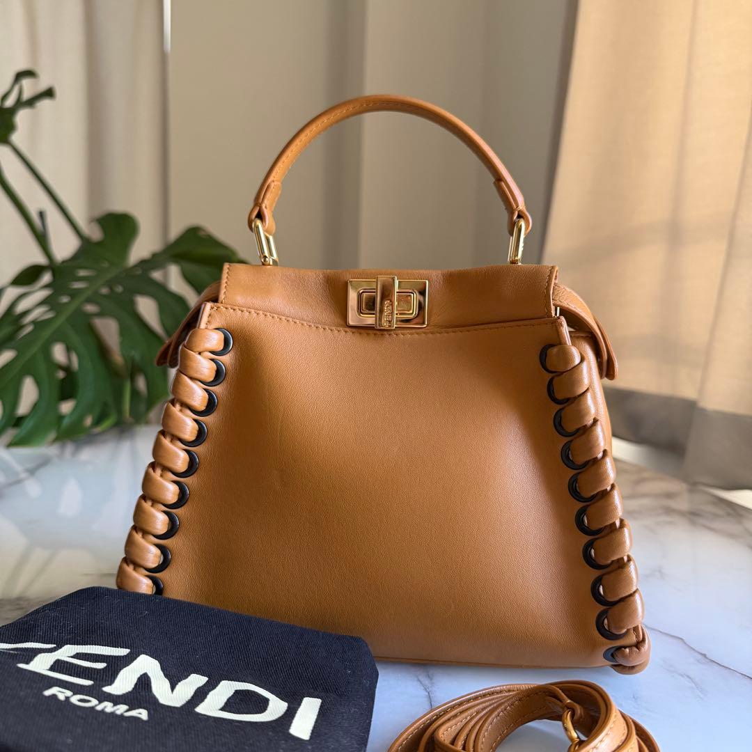 FENDIフェンディ ピーカブー ミニ ブラウン 2WAY 楽天市場】FENDI フェンディ ハンドバッグ PEEKABOO MINI ピーカブー